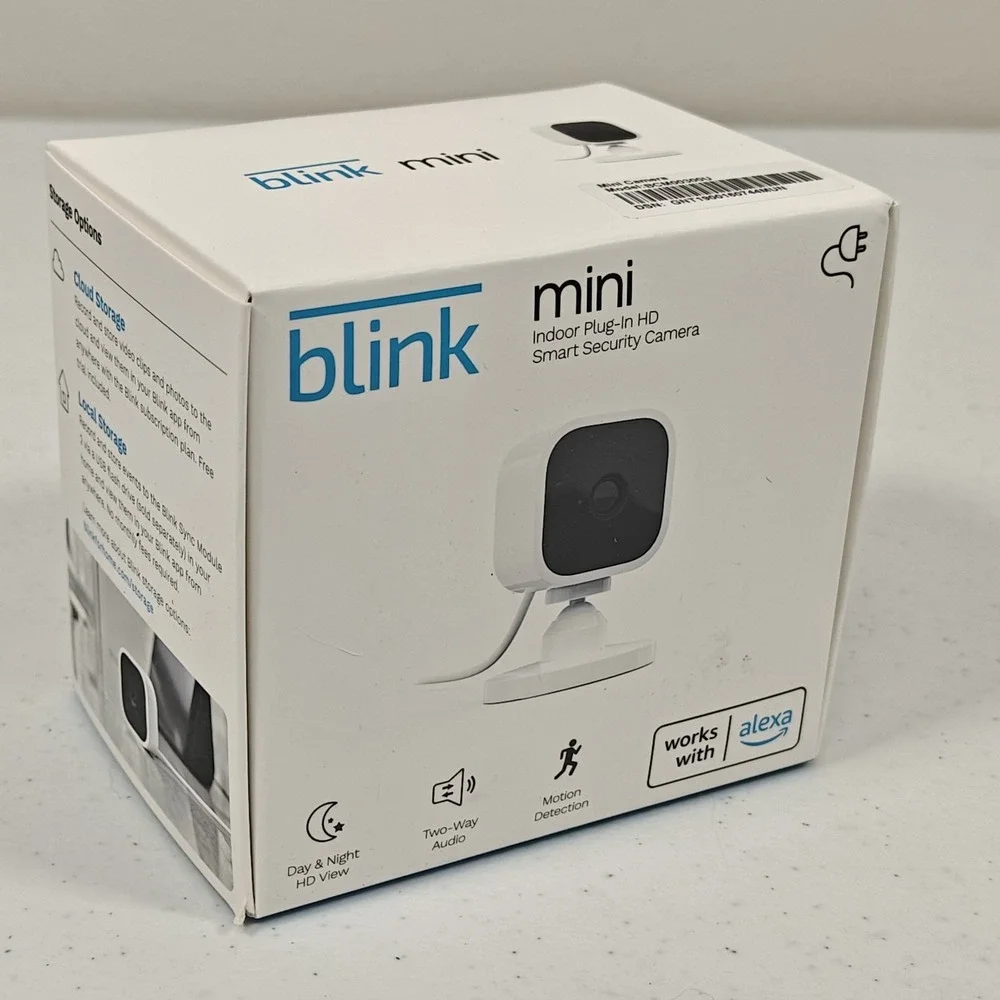 Blink Mini Indoor Plug-In Live HD Smart Security Camera (New in Box)